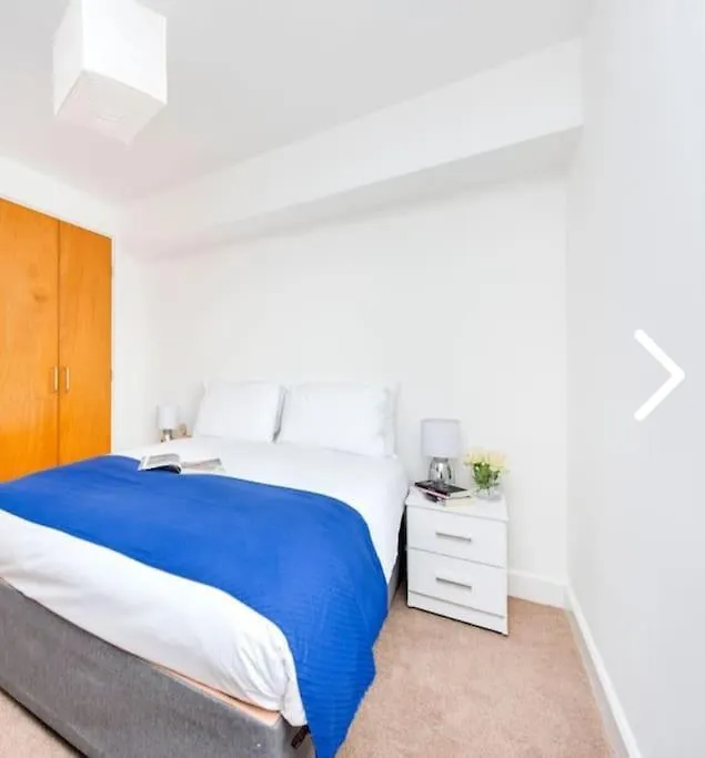 Bright, Nice Interior, Close To The City, 2 Bedroom Apartment Londres
