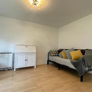 Apartment Surrey Docks Se16 Near Canada Water N Easy Access Canary Wharf