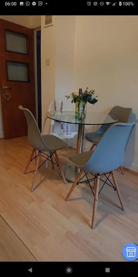 Bright, Nice Interior, Close To The City, 2 Bedroom Apartment London